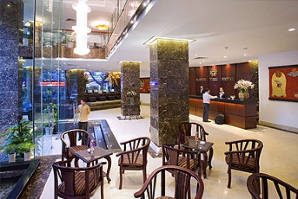 ha-noi-may-de-ville-hotel-lobby